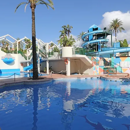 095 - Bright & Comfortable Holiday With Water Park & Sea Views